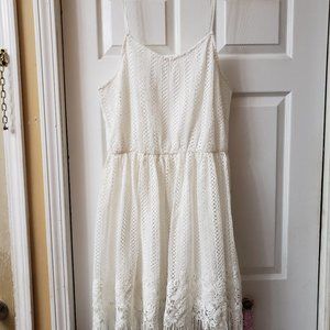 WHITE MAXI DRESS WITH CROCHET/FRINGE